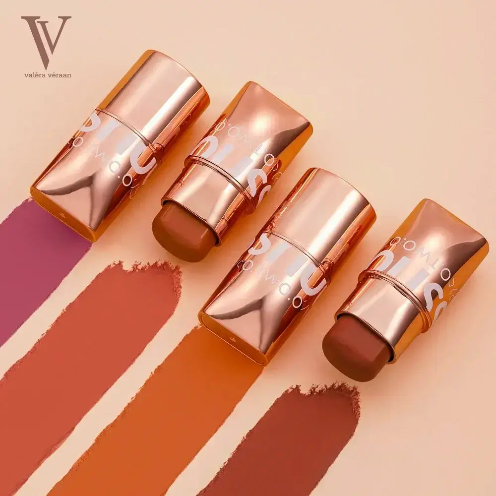 Valéra Véraan Glow Color Bounce Mousse Blush in elegant rose gold packaging, featuring rich, blendable shades for a natural, radiant flush. Perfect for long-lasting, lightweight wear with free delivery across Pakistan.