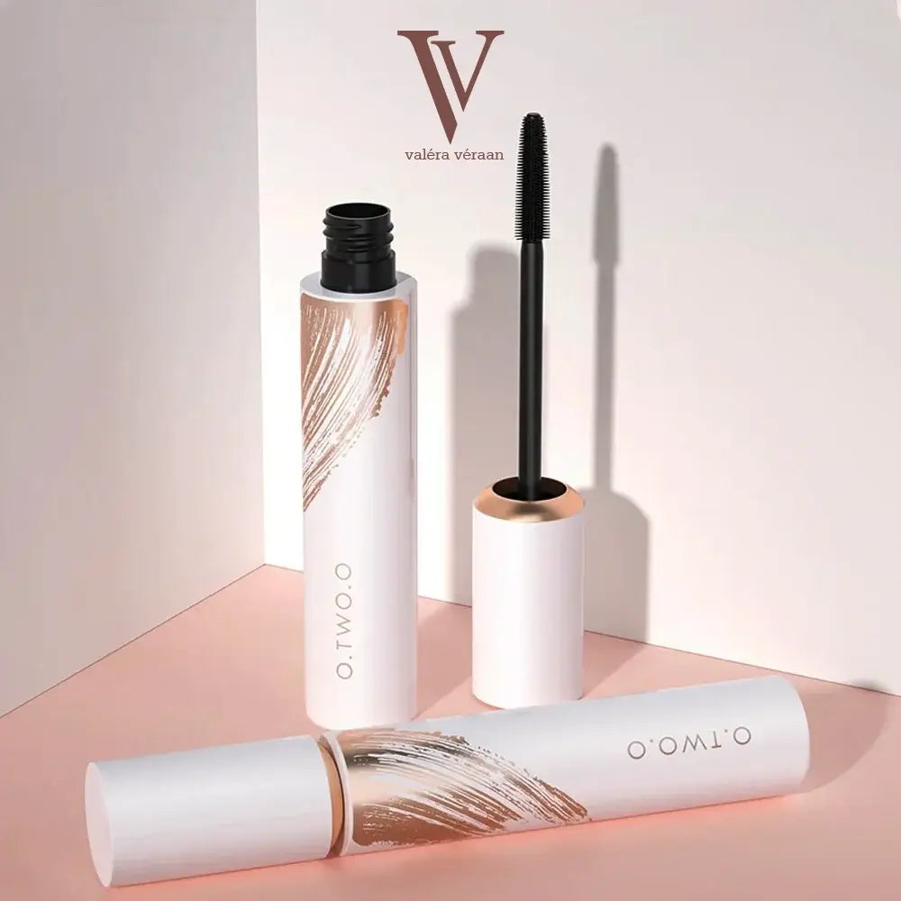 Valéra Véraan 5D Ultra Mascara featuring a sleek white and gold design, delivering volumized, lengthened lashes with a smudge-proof, long-lasting formula—perfect for bold and beautiful eyes.